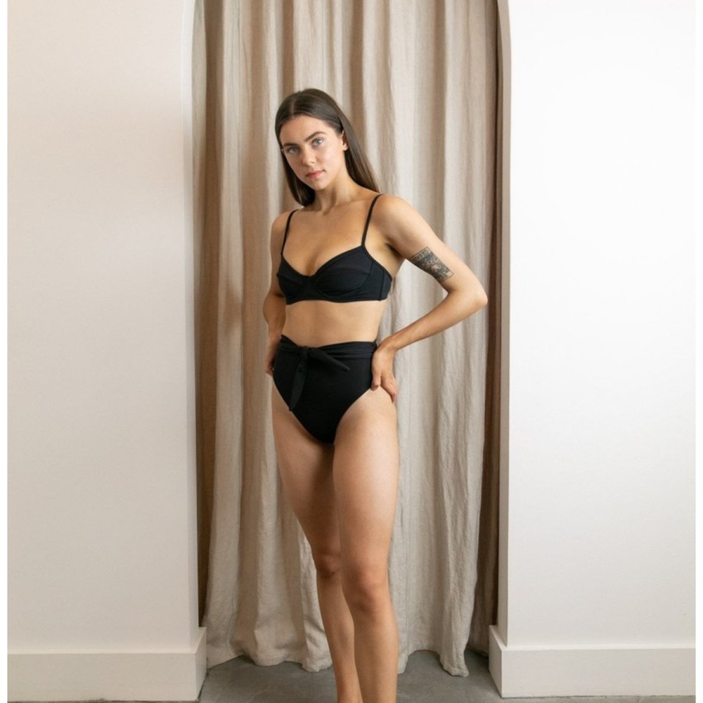 Mara Hoffman Lua bikini top - size medium - Picture 2 of 4